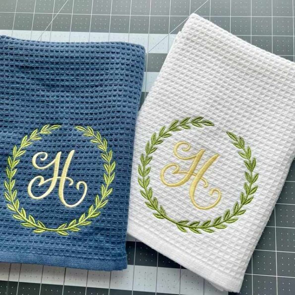 laurel monogram frame