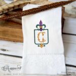 fleur-crest-embroidery