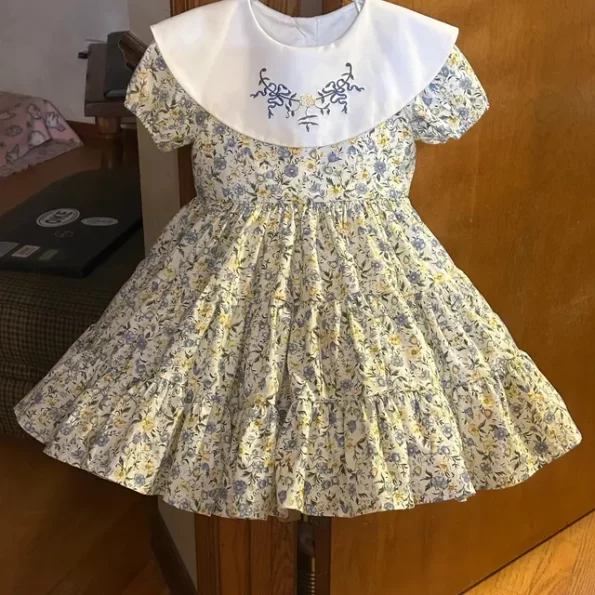 Floral Embroidery Pattern Design on dress